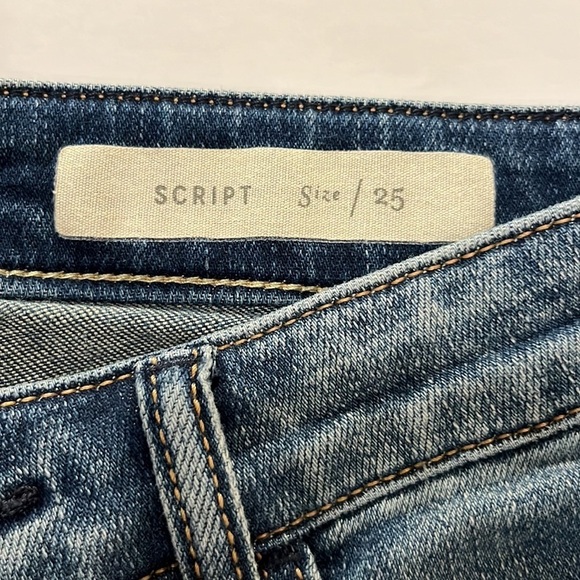 Pilcro and the Letterpress Anthropologie Script Skinny 25 - Picture 11 of 16